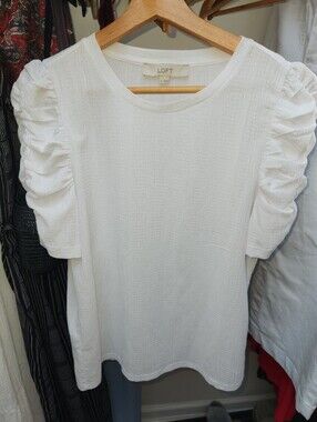 LOFT White Textured Ruffle Sleeve Tee